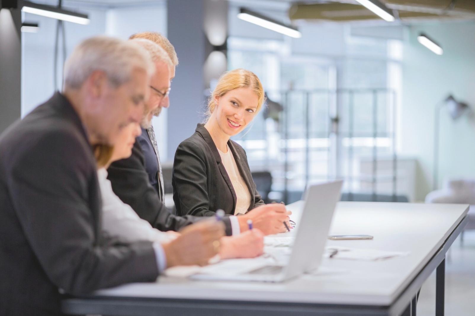 Trabajo colaborativo en gestión financiera empresarial